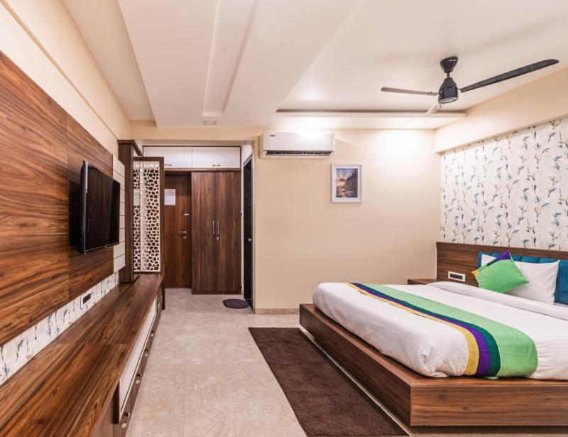 Lemon Wood Suites Poona Buitenkant foto